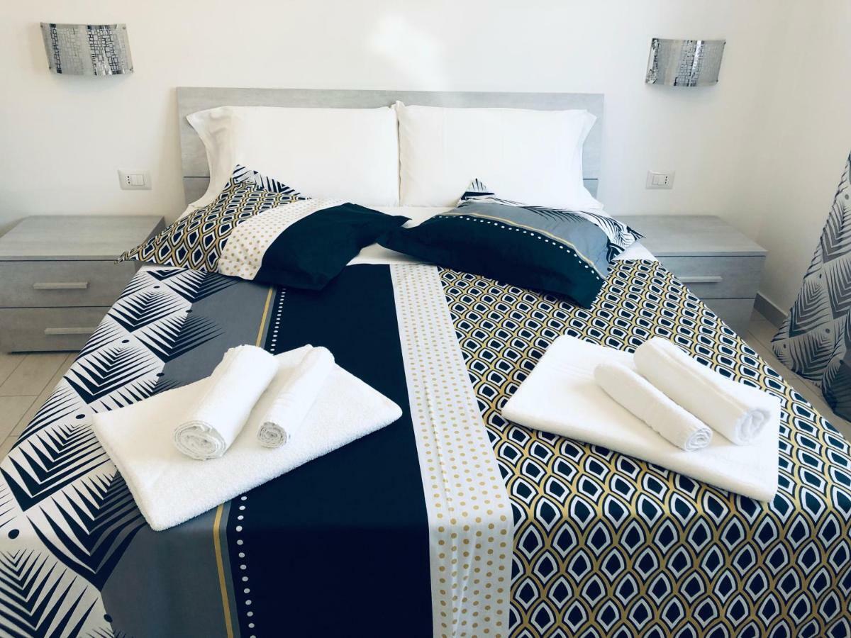 Il Tramonto Luxury House Apartment Valledoria  Bagian luar foto