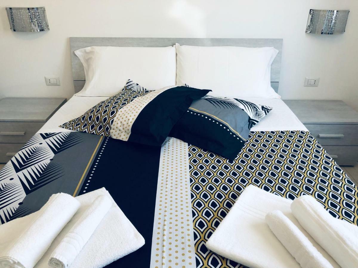 Il Tramonto Luxury House Apartment Valledoria  Bagian luar foto