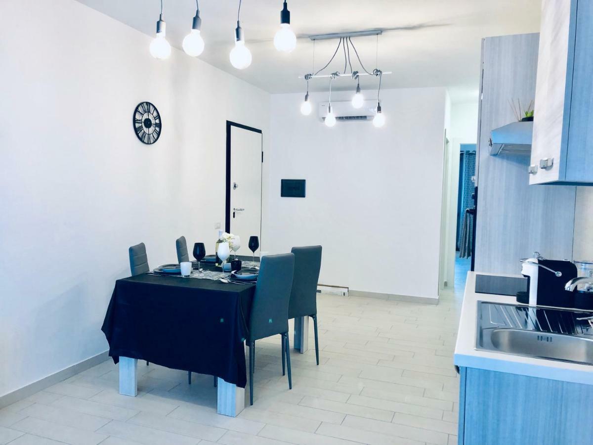 Il Tramonto Luxury House Apartment Valledoria  Bagian luar foto