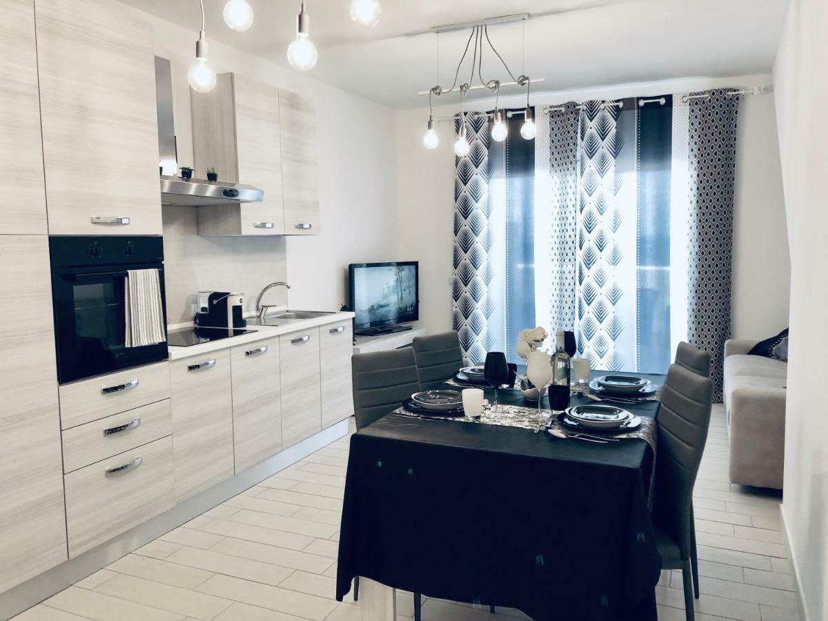 Il Tramonto Luxury House Apartment Valledoria  Bagian luar foto