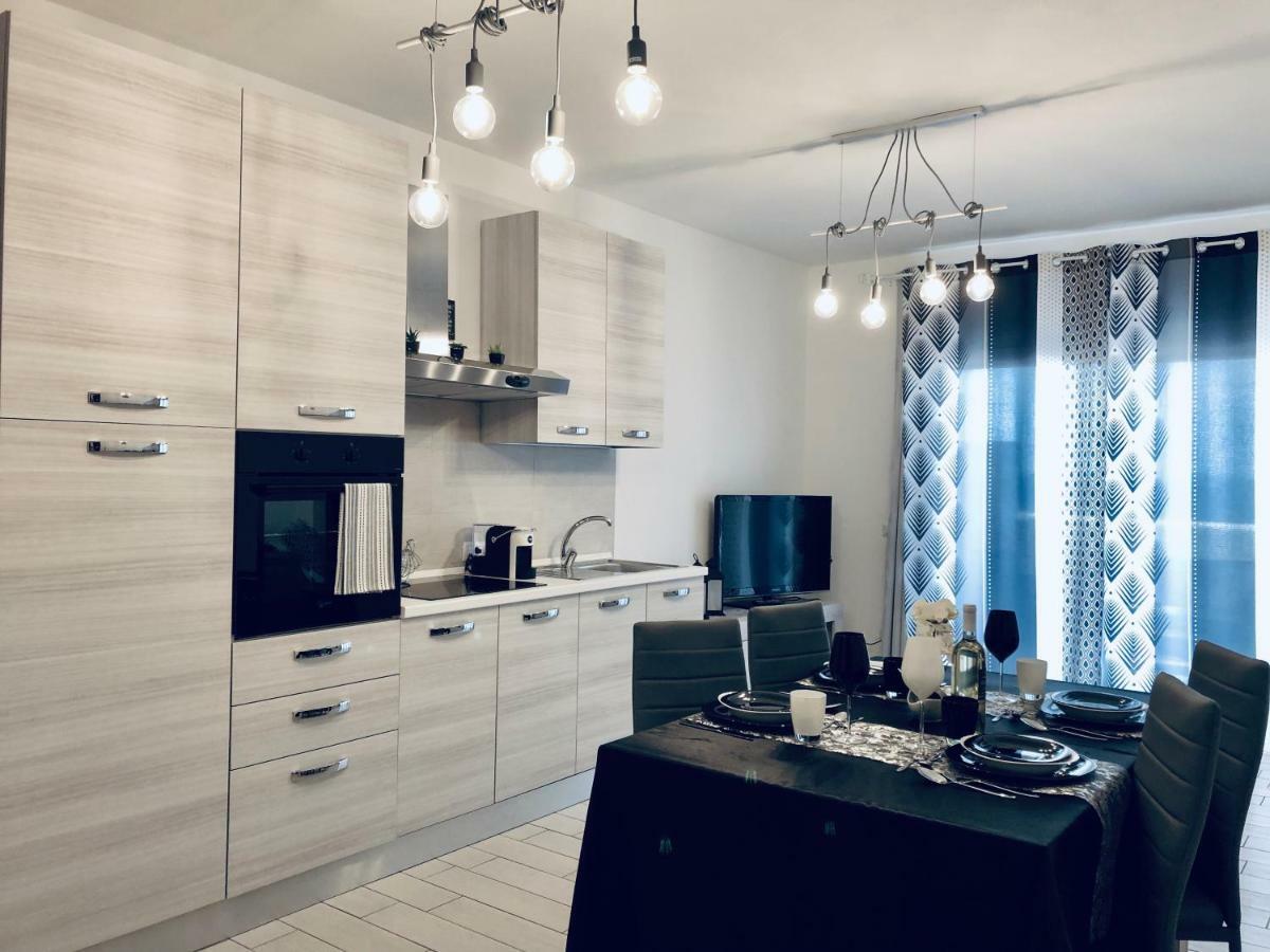 Il Tramonto Luxury House Apartment Valledoria  Bagian luar foto